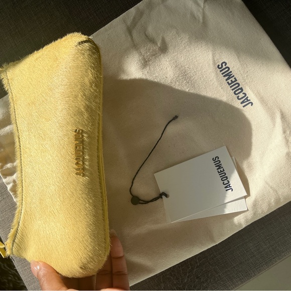 Le Raphia collection - Le Bisou pony hair shoulder bag - Picture 12 of 12